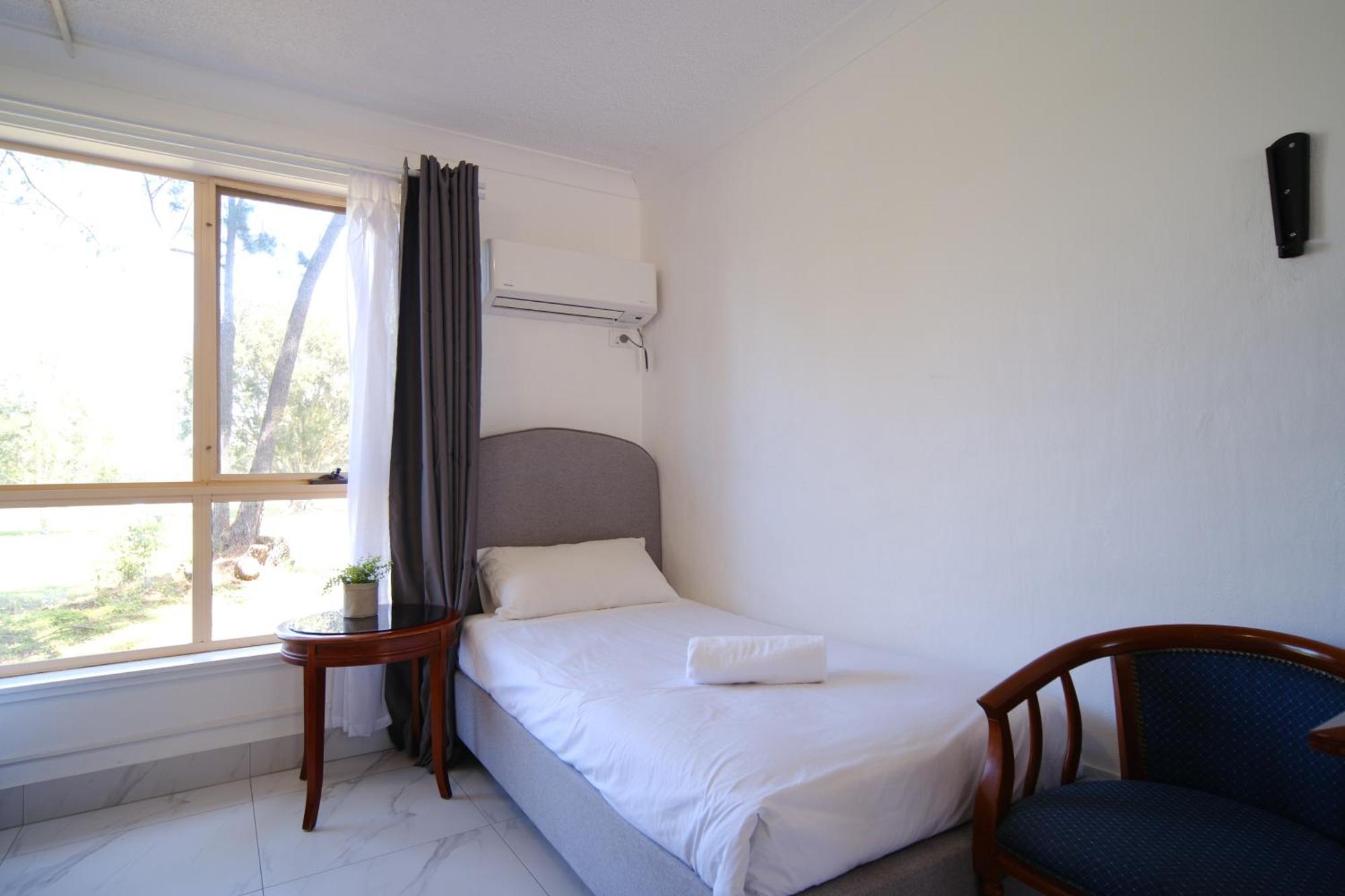 Golf Place Inn Wollongong Primbee Exterior foto