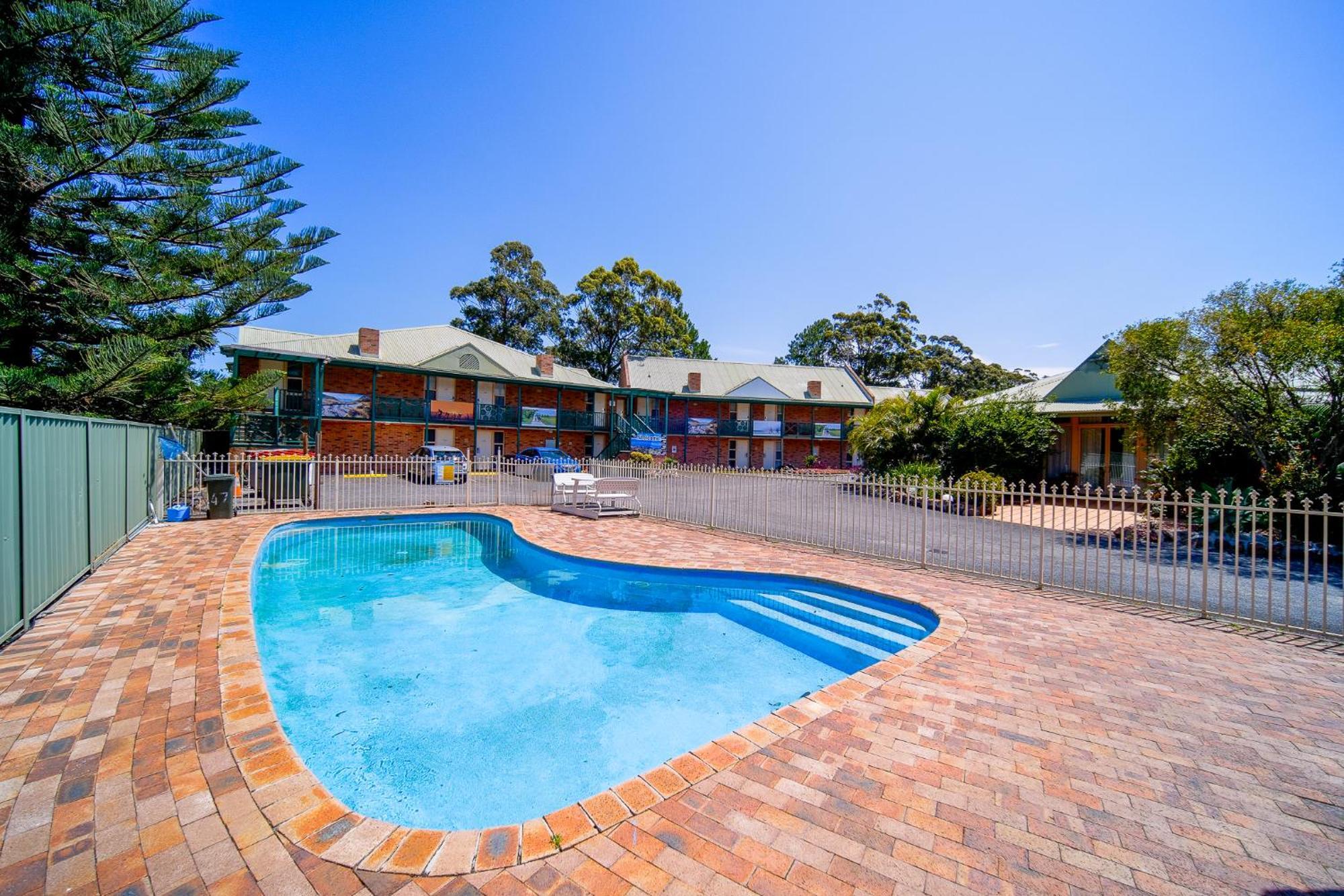 Golf Place Inn Wollongong Primbee Exterior foto
