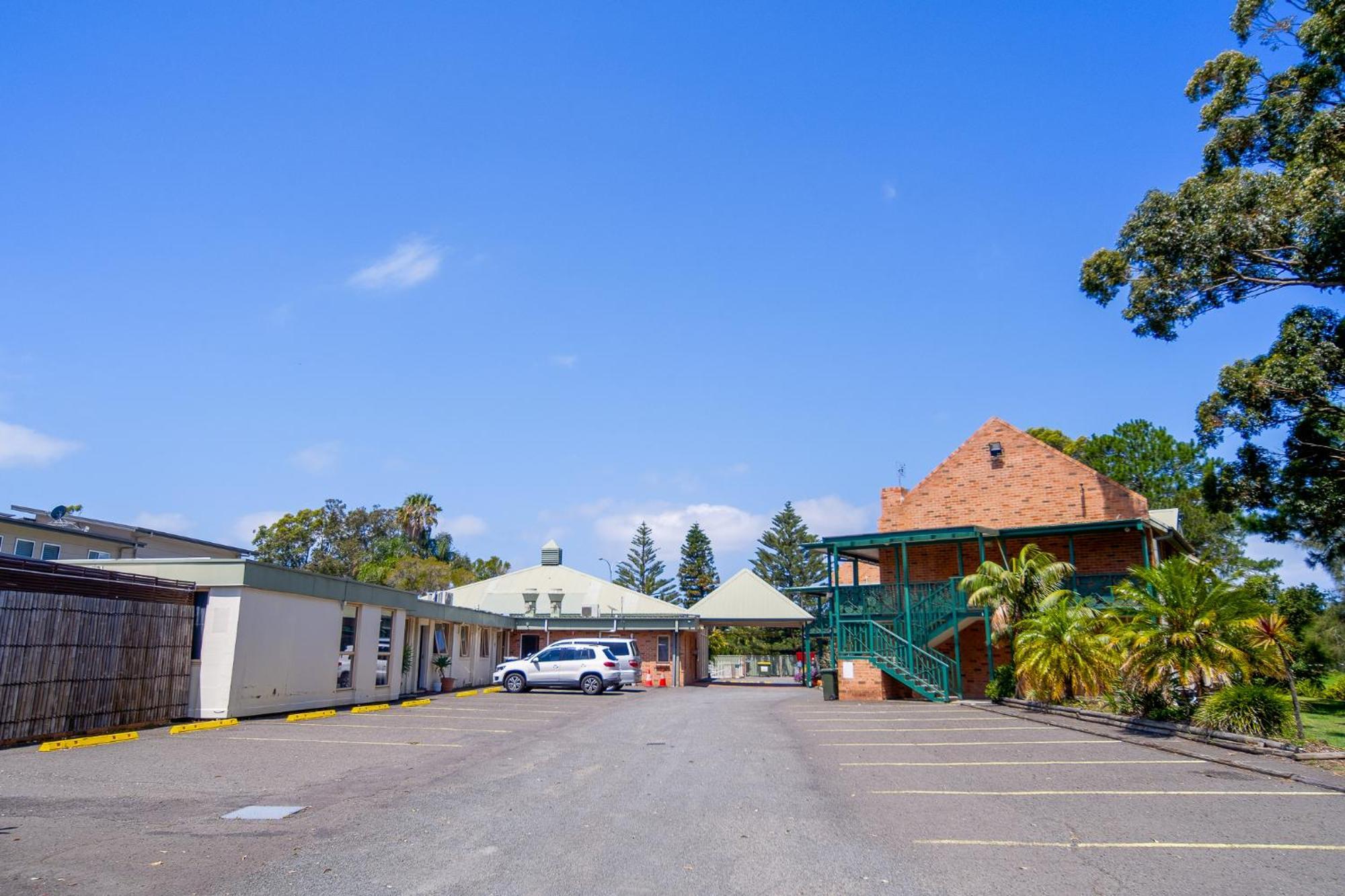 Golf Place Inn Wollongong Primbee Exterior foto