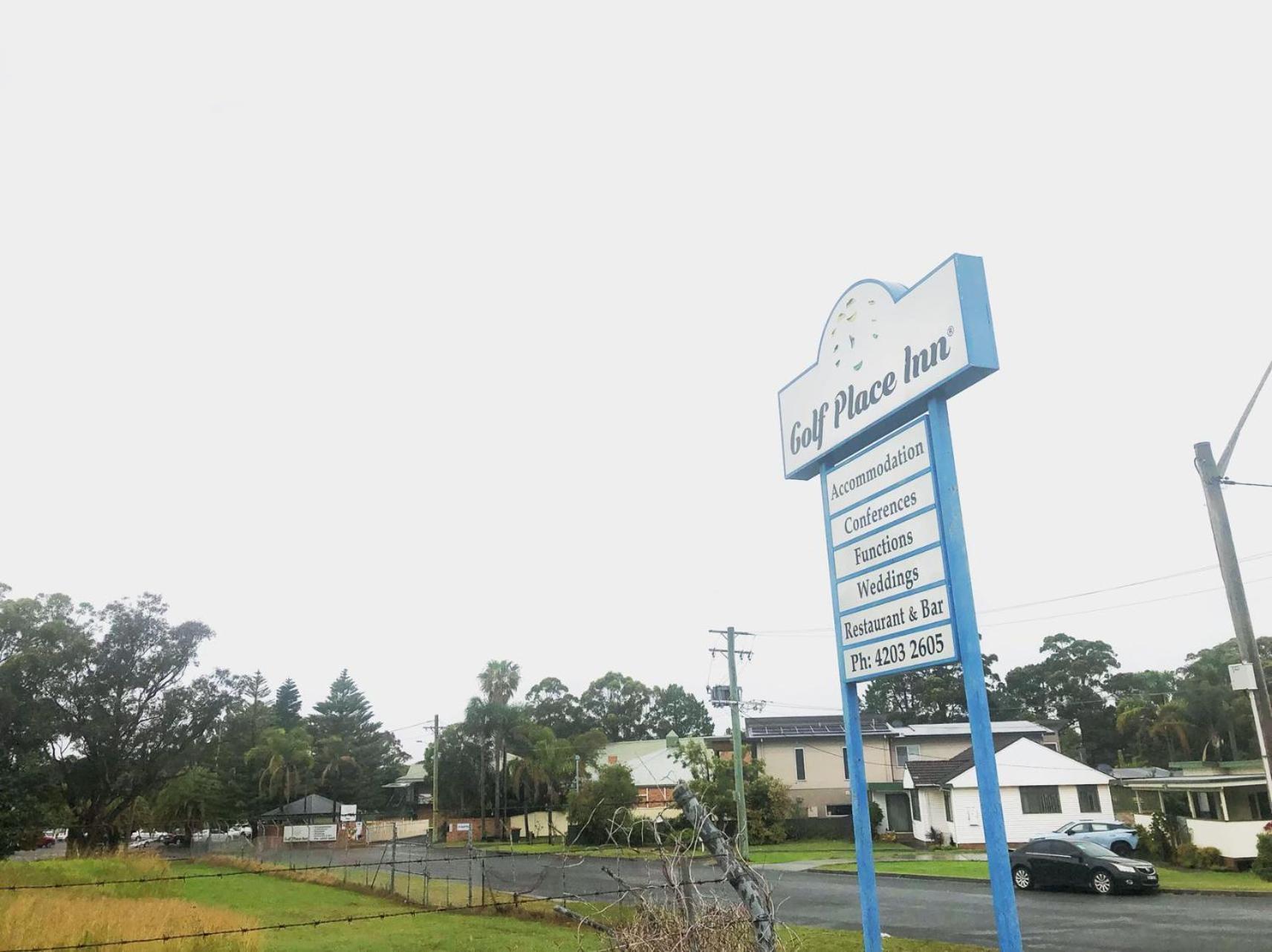 Golf Place Inn Wollongong Primbee Exterior foto