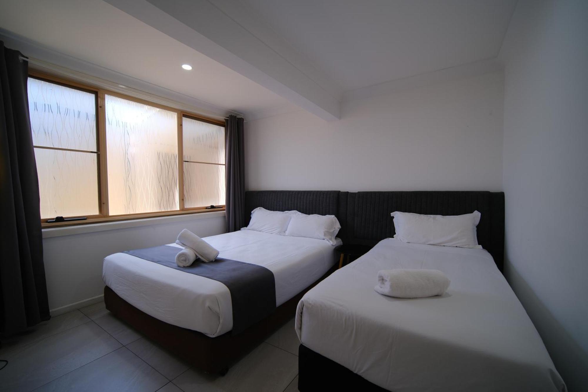 Golf Place Inn Wollongong Primbee Exterior foto