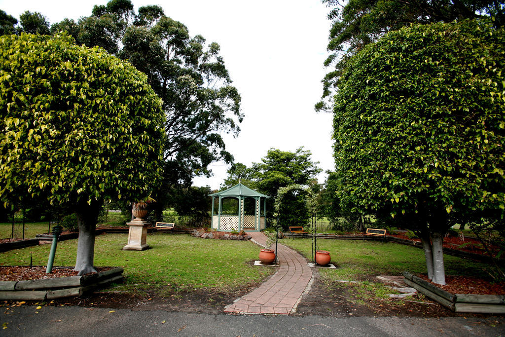Golf Place Inn Wollongong Primbee Exterior foto